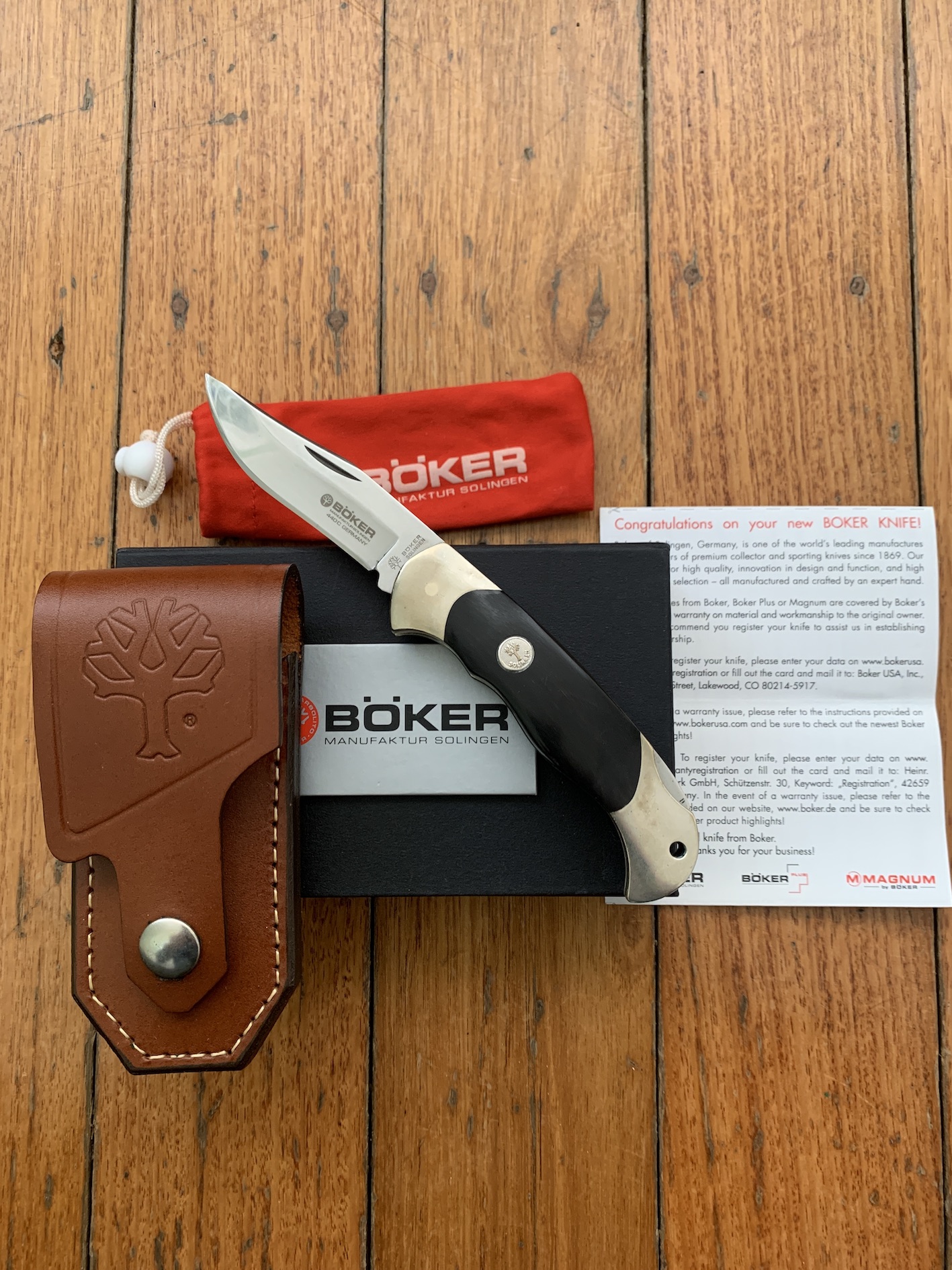 Boker Tree brand SCOUT Classic German Lock Knife with Buffalo Handle Pouch  and Box