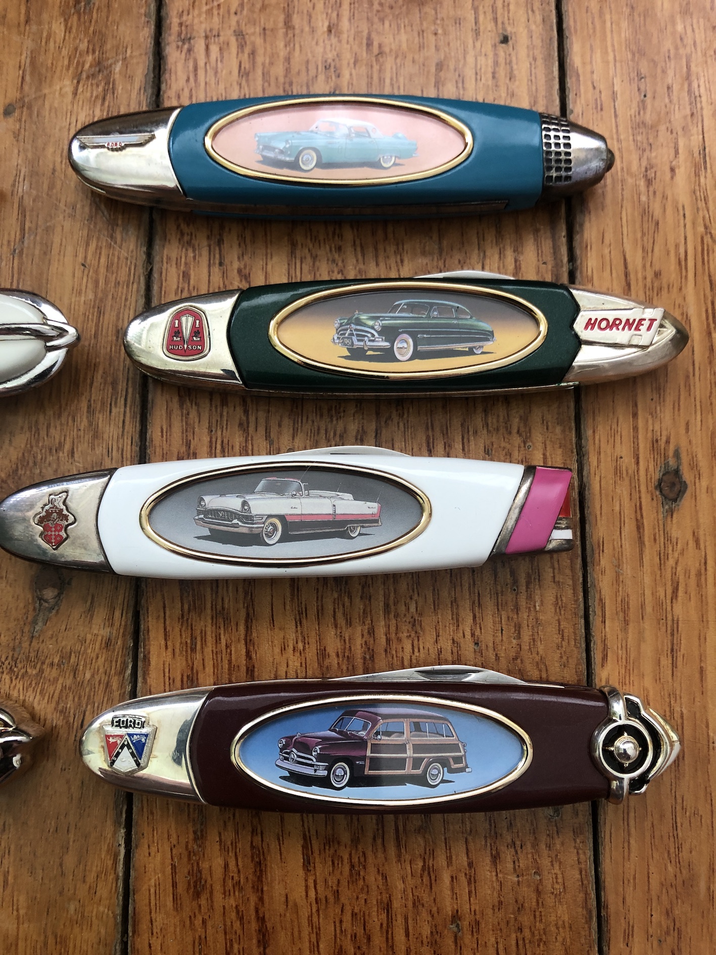 Collection of 8 Franklin Mint Cars of the Fifties Pocket Knives