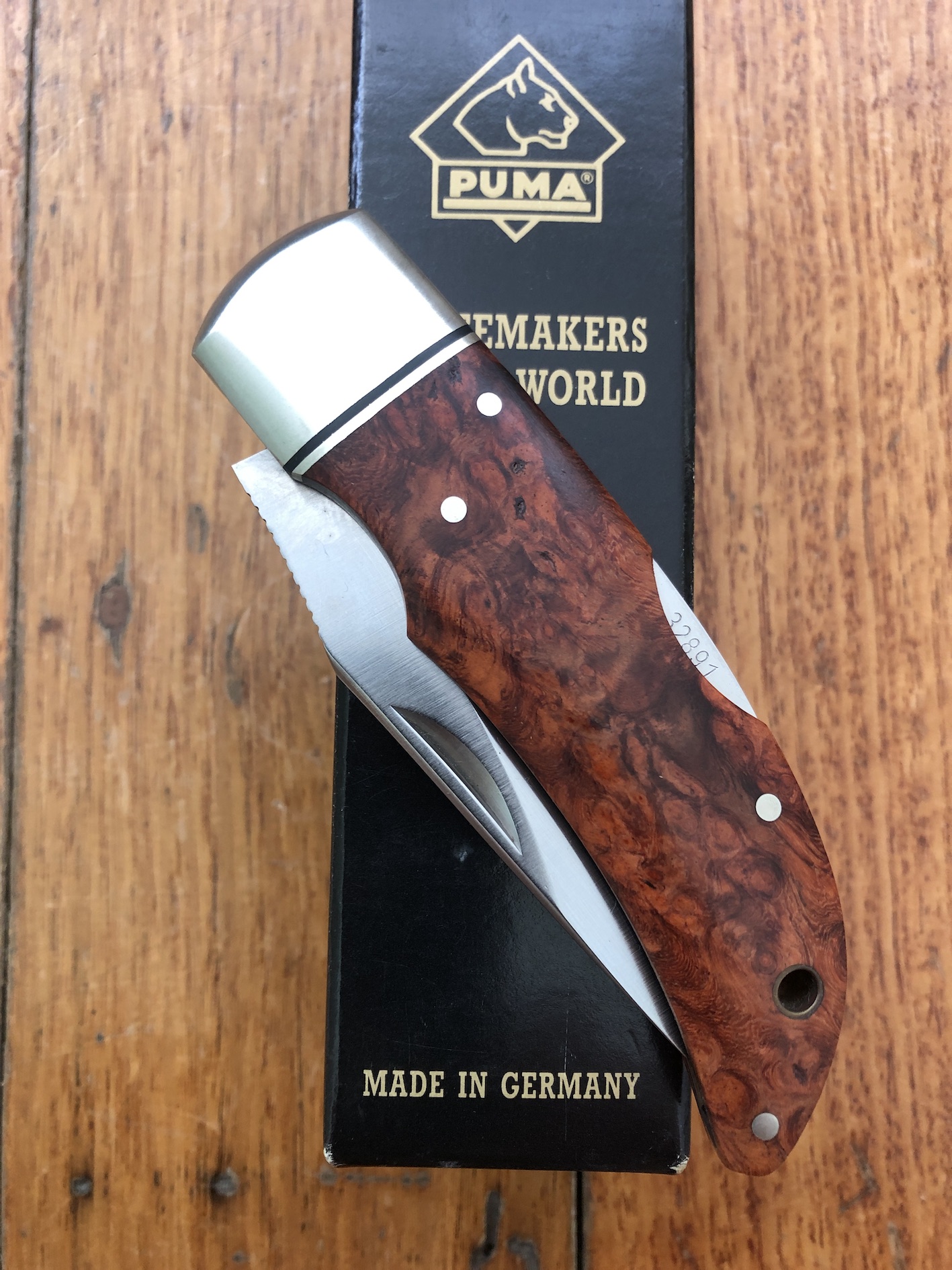 Puma Knife Rare Puma THUYA Folding Knife with Root Wood Handle in