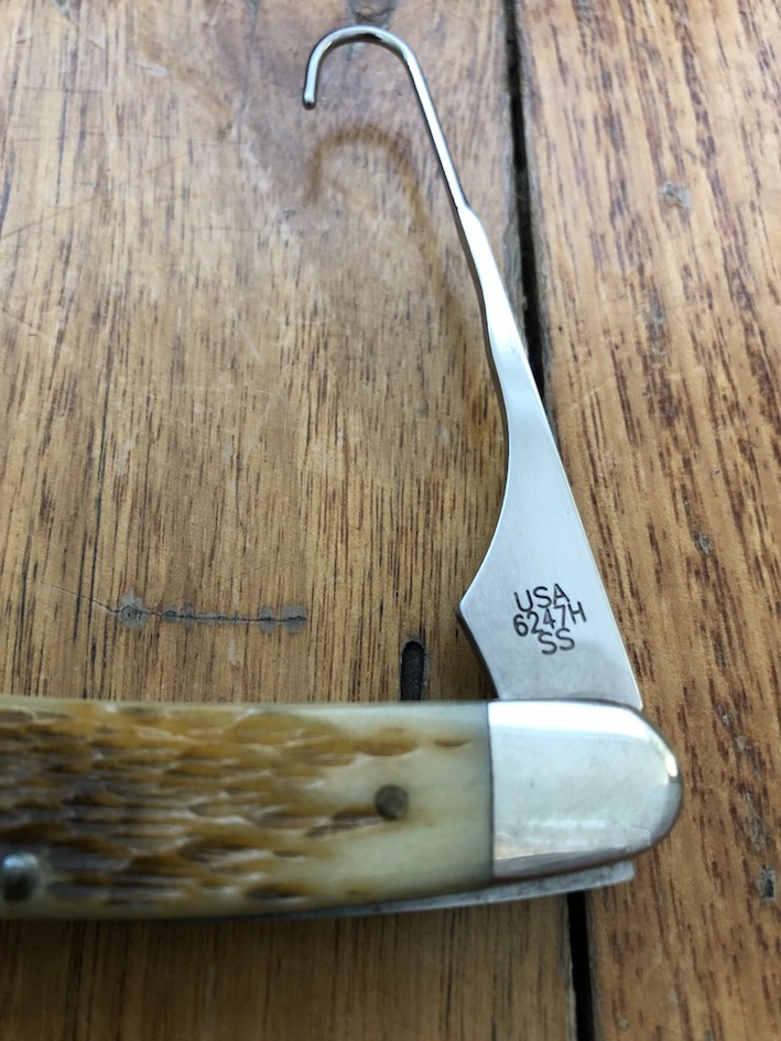 Case USA Knife Circa 2005 Model 6247H Bird Hunting Knife Amber Jigged