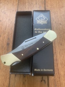 Puma Knife: 2018 Puma Deer Hunter Full Sized Folding Lock Knife with Plumwood Handle