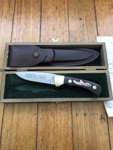 Puma Knife: Puma Rarity Original 1769-1991 4 Star Fixed Blade COPPER Silberlöwe Knife with Grenadill Handle in Original Box