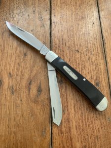 Buck Knife: 1994 Buck 314 Large Trapper 2-Blade Pocket Knife