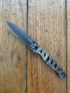 GERBER USA  Small Camo Frame Lock Spear Point Folding Knife