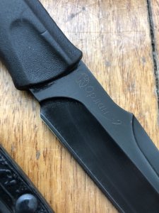 Kizlyar Knife: Kizlyar Original  Orlan-2 Military Knife with Elastron Rubberised Handle and Leather Sheath