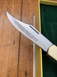 Puma Knife: Puma 1980 Trail Boss/Emperor 975 Folding Knife with Jacaranda Handle Original Box and matching Warranty
