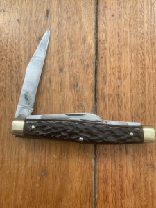 Puma Knife: Puma 1971 Rare 'USER'  'STOCK' 3 blade Fold back Knife with Red Bone Handle