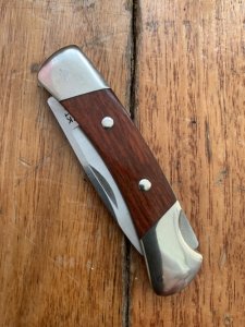 Buck Knife: 2006 Buck 505 Knight Small Single Blade Pocket Knife With Rosewood Handle
