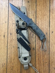 Chris Reeves: USA Pacific Part Serrated Handmade Tactical Combat Knife