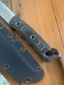 Kizlyar Knife: Kizlyar D2 Original ENZO Silver Straight Blade with G10 Handle