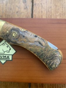 Puma Knife: Puma Original Scrimshawed Puma Aligator 4 Star Folding Lock Blade Knife with Presentation Box