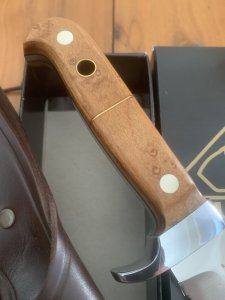 Puma Knife: Puma German Special Edition 'LEOPARD' Model White Hunter with Peach Burl Handle #038
