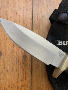 Buck Knife: Buck 2005 Model 692 Vanguard Knife with original Nylon Sheath