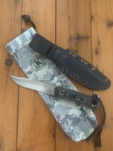 Kizlyar Knife: Kizlyar D2 Original ENZO Silver Straight Blade with G10 Handle