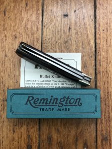 Remington made in USA 1989 Trapper Twin Blade Bullet Knife