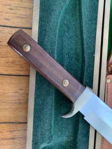 Puma Knife: 1985 Puma Big Big Bowie knife with Wooden Handle in original Wooden Box