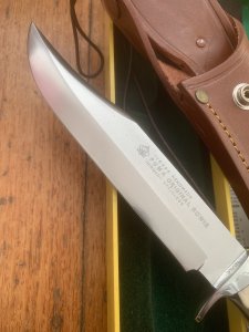 Puma Knife: 1997 Puma Mint condition Bowie knife with Stag Antler Handle in original Box