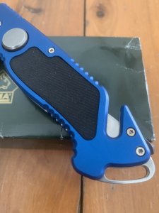 Puma Knife: Puma Very Rare 2007 Model 890012 PFR (Police Fire and Rescue) Folding Knife in Original Box