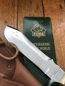 Puma Knife: Puma Original 1993 White Hunter II 116374 in original Box sheath &  Warranty