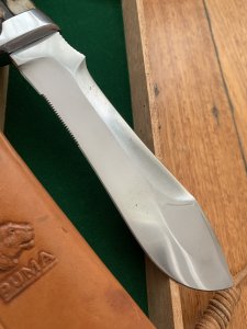 Puma Knife: Puma Pre-64 Rare White Hunter with Stag in Original Sheath & Wooden Box