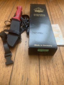 Puma Knife: Puma Original 2008 Sea Hunter 13 6363 in Original Sheath and Box