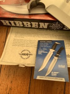 United Cutlery Gil Hibben Survivor Bowie with Black Leather Sheath