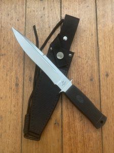 Katz Knives: Small Bob Kat Cherrywood Locking Folding Knife with gift Tin