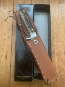 Puma Knife: Puma Original 1998 White Hunter 116374 in original Box sheath #32891