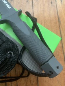 Schrade Knife: Schrade SCHF1 Schrade SCHF1 Extreme Survival Fixed Blade Knife