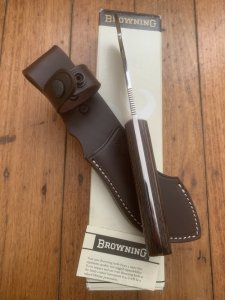 Browning Knife Rare Limited Edition Buck Mark Gut Hook Knife 729/1000