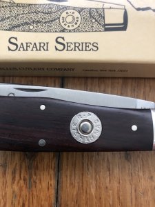 Camillus Knife: Camillus Safari Series Cape buffalo 375H&H Folding Knife