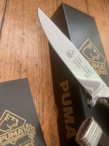 Puma Knife: Puma 'Eichenlaub' Oak Leaves JagdNicker Knife