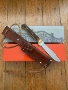 Robert Klaas Puma Hunters Pal Copy with Jigged Bone Handle in original Sheath and Box