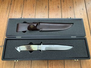 Puma Knife: 2008 Puma Rare German Cougar Stag Antler Knife in Original Wooden Box