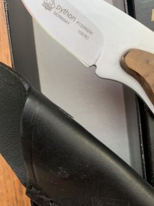 Puma Knife: 2006 Puma Python Hunter Thuya Wood Handle Knife 133501
