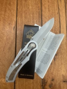 Puma Knife: Puma 2005 Shark Tactical Folding Lock Knife
