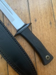 Muela Knife: Muela Scorpion Giant 10" Blade Pig Hunting Knife