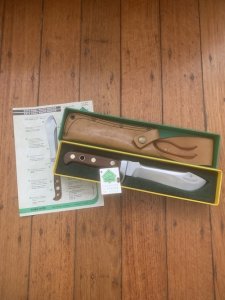 Puma Knife: Puma 6375 Rare 1983 White Hunter Knife with Jacaranda Handle Original Plastic Box & Matching Warranty