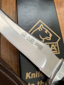 Puma Knife: Puma New Model Skinner with PakkaWood Handle