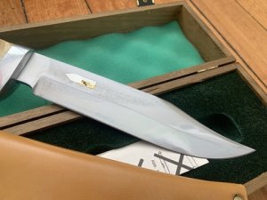 Puma Knife: Puma 1991 116376 Big Big Bowie knife with Stag Antler Handle in original Wooden Box & Warranty