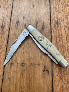 Puma Knife: Puma Original Stockman Knife with Faux Bone Handle And Scrimshawed Duck