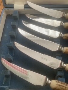ASHBERRY Sheffield England 1930's-50's 12 Piece Stag Handled Knife & Fork Set.