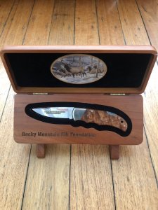 Browning Knife 2002 Limited Edition Rocky Mountain Elk Foundation knife in Display Case #228 of 550