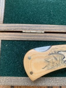 Puma Knife: Puma Original Puma 715 4 Star Game Bird Scene Folding Lock Blade Knife with Presentation Box