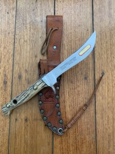 Puma Knife: Puma 6394 Rare Original 1977 Hunters Companion with Jacaranda Handle