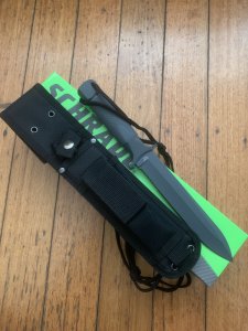 Schrade Knife: Schrade SCHF1 Schrade SCHF1 Extreme Survival Fixed Blade Knife