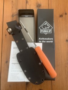 Puma Knife: PUMA IP Smart Hunting Orange Handle Fixed Blade with Gut Hook Knife & Kydex Sheath