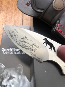 Puma Knife: Puma IP Fox I Laser Cut Sandalwood Handle