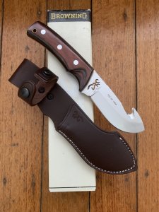 Browning Knife Rare Limited Edition Buck Mark Gut Hook Knife 729/1000