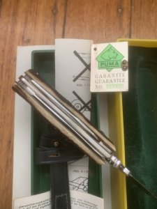 Puma Knife: Puma 1990 Waidmesser GameKeeper Knife with Stag Handle & Green & Yellow Box #24091